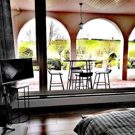 Annalee House, Knappagh Valley - 1 Hour To Airport Casa de Férias