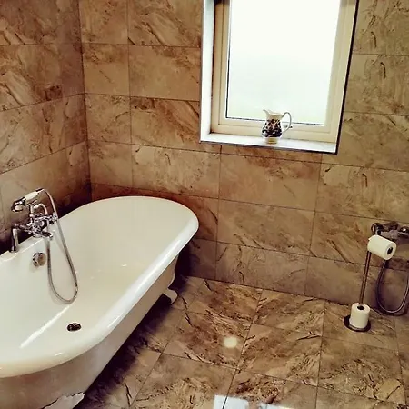 Annalee House, Knappagh Valley - 1 Hour To Airport *